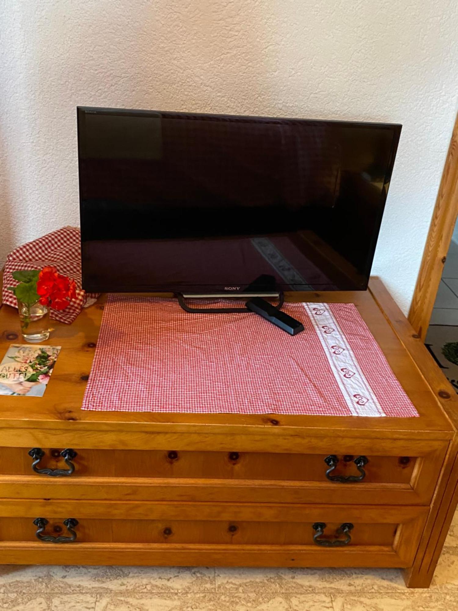 Herrlicher Blick Auf Berge Und See ファウレンゼー エクステリア 写真